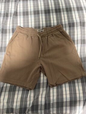 Casual Drawstring Shorts in Tan